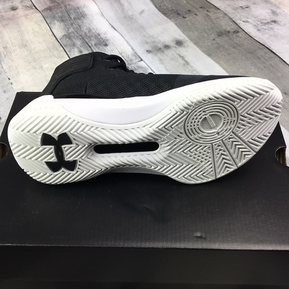 steph curry kids basketball shoes